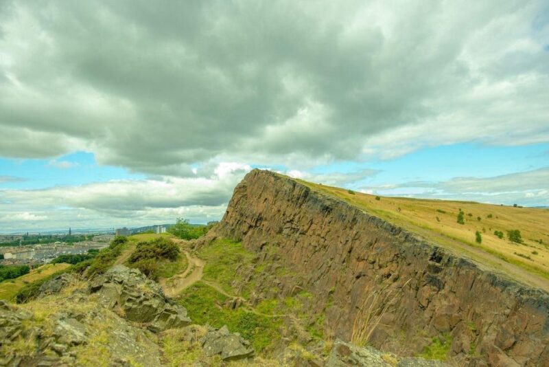 Arthurs Seat In App Audio Tour: a Vertiginous Hike - Key Points