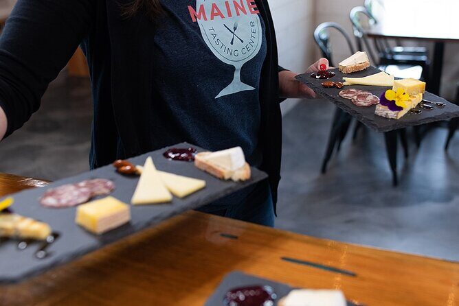 Artisanal Maine Cheese Tasting and Class in Wiscasset - An Authentic Taste of Maine: Artisanal Maine Cheese Tasting and Class in Wiscasset