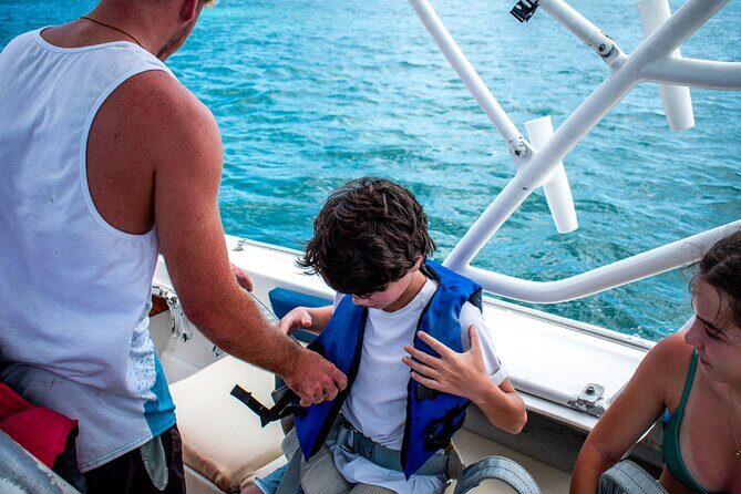 Aruba Parasailing Experience from Noord - Post-Flight and Relaxing on the Beach