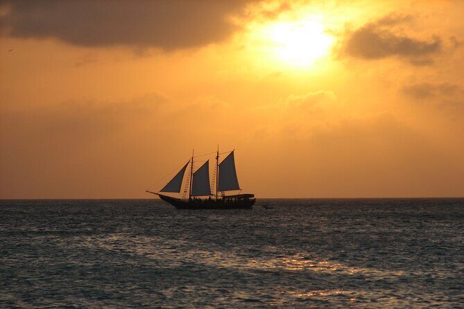 Aruba Sunset Jolly Pirate Sail with Open Bar - Introduction: A Fun-Filled Evening on the Water in Aruba