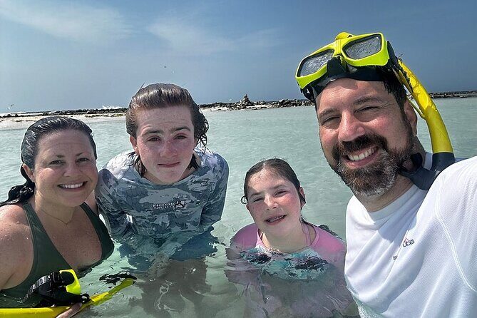 Aruban Local Lunch and Baby Beach Snorkeling - Authenticity and Guest Experiences