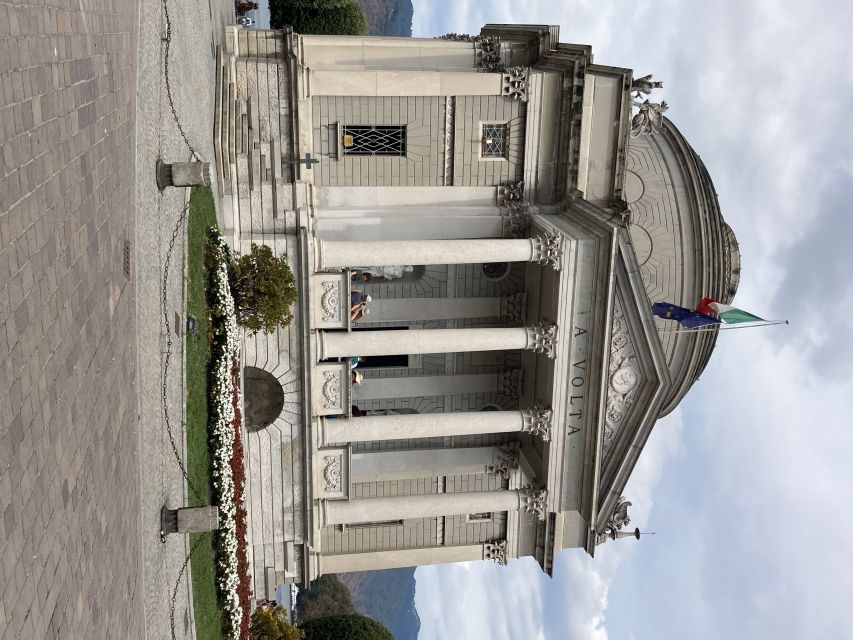 As: City Tour With Duomo Visit and First Basin Lake Cruise - Key Points