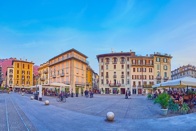 As: Guided City Walking Tour With Cruise Ticket - Boat Cruise