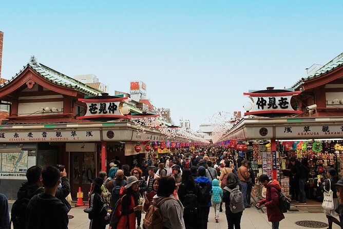 Asakusa Food Sample Experience Tour and Kappabashi Bridge - Discovering Kappabashi Bridge