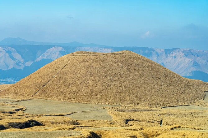 Aso Volcano Kusasenri Shrine and Kurokawa Onsen Tour From Fakuoka - Accessibility and Participation