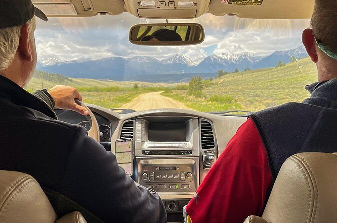 Aspen via Independence Pass Private Colorado Adventure Tour - The Beauty of the Alpine Lakes and Wildflower Meadows