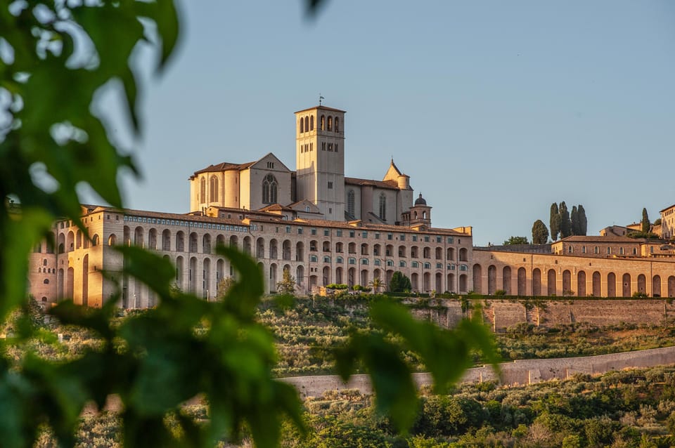 Assisi City Highlights and St. Francis Basilica Tour - Key Points