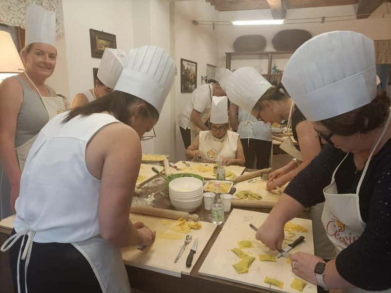 Assisi: Italian Sauce Cooking Class with Wine Tasting - Authenticity and the Local Touch