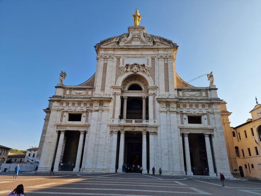 Assisi (St. Francis & St. Claire) Private Day Tour From Rome - Experience the Basilicas Architectural Wonders