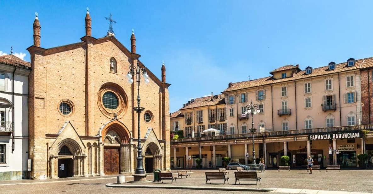 Asti: E-Bike Culinary Cycling Tour With Food & Wine Tastings - Exploring Astis Historic Center