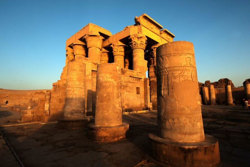 Aswan: Edfu and Kom Ombo Day Tour With Luxor Transfer - Temple of Kom Ombo