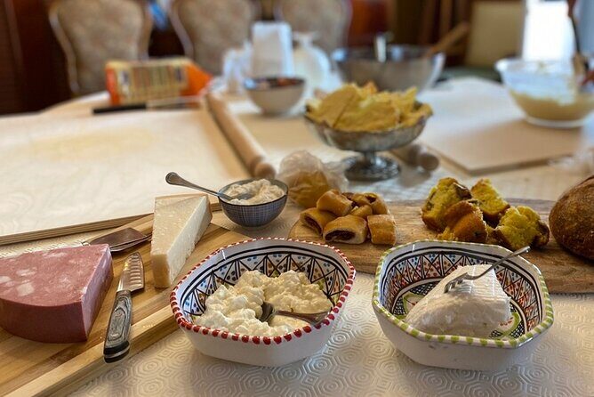 At home, with the family - Cooking Class - An In-Depth Look at the Bologna Home Cooking Class