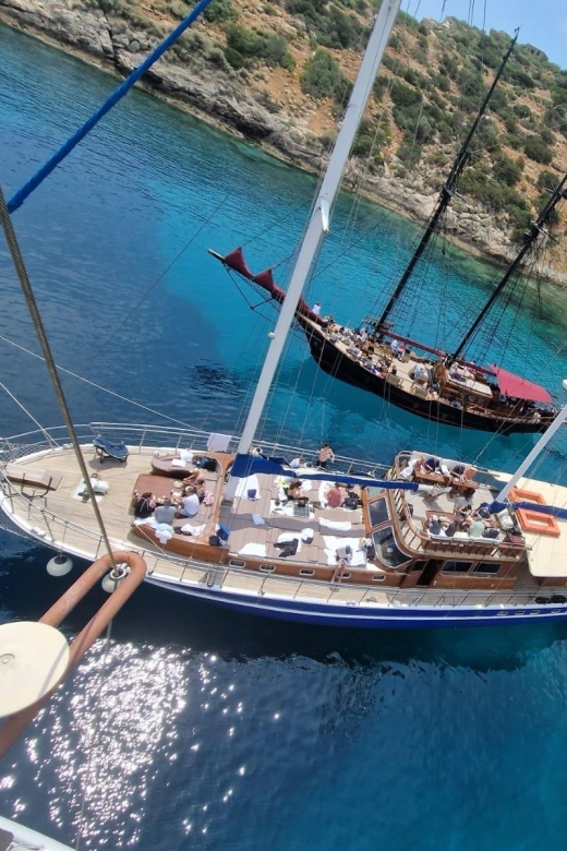 Athens: 3-Hour Sunset Cruise with Swim Stop, Snacks & Drinks - FAQs