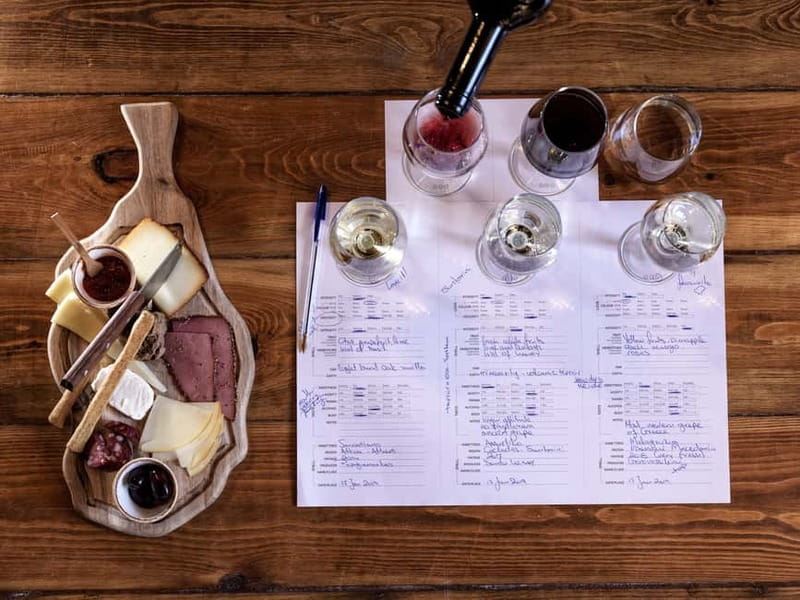 Athens: Acropolis Wine Tasting with Cheese and Olives - An In-Depth Look at the Experience