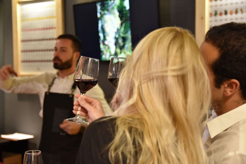 Athens: Acropolis Wine Tasting with Cheese and Olives - Key Points