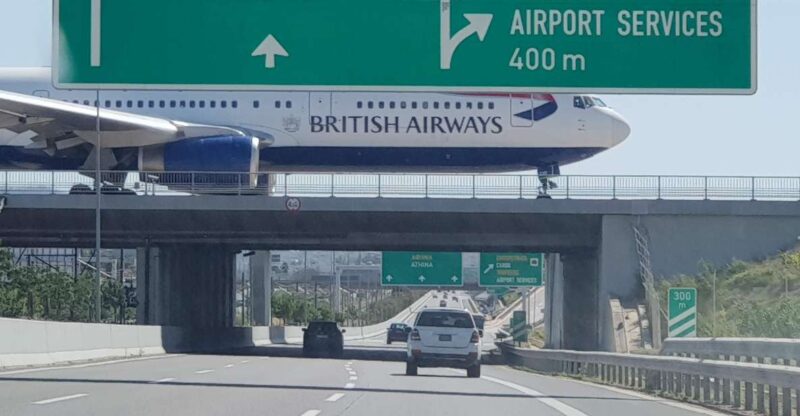 Athens: Airport Private Transfer by Mercedes E Class Wagon - Key Points