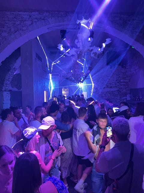 Athens Bar Crawl: Psirri HEAT - Why Choose the Athens Bar Crawl: Psirri HEAT?