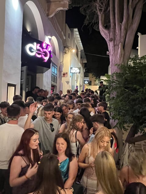 Athens Bar Crawl: Psirri HEAT - Authentic, Fun, and Well-Organized: Who Is This Tour For?