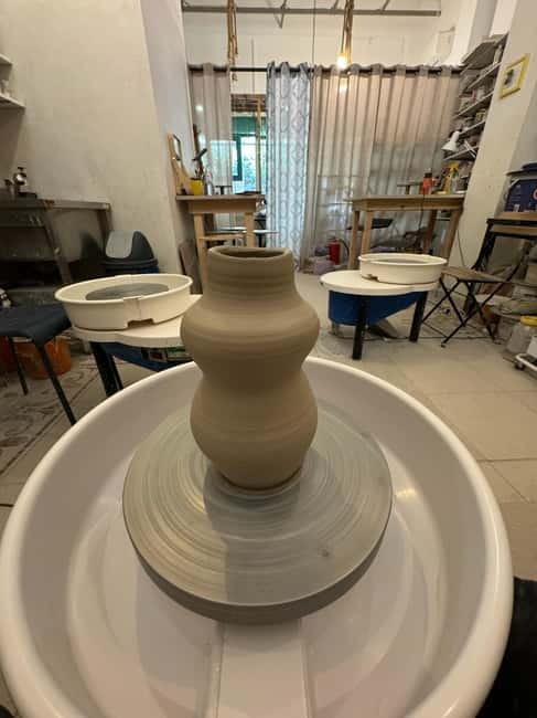 Athens: Ceramic hand building lessons - What to Expect from Your Athens Ceramic Workshop