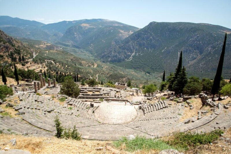 Athens: Delphi and Arachova Day Trip with Guide - Authentic Experiences and Practical Tips
