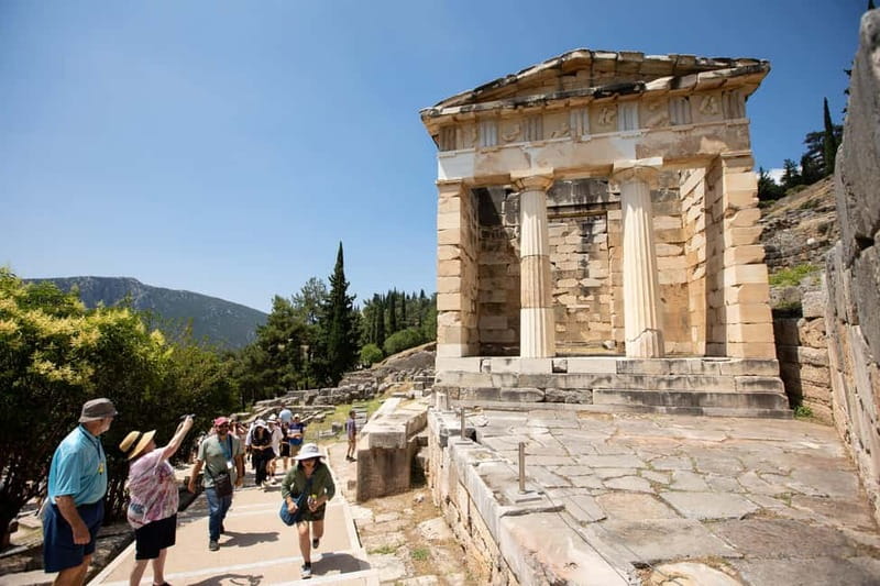 Athens: Delphi Day Tour with Museum & Arachova Village Visit - A Well-Planned Journey Through Greece’s Sacred Landscape