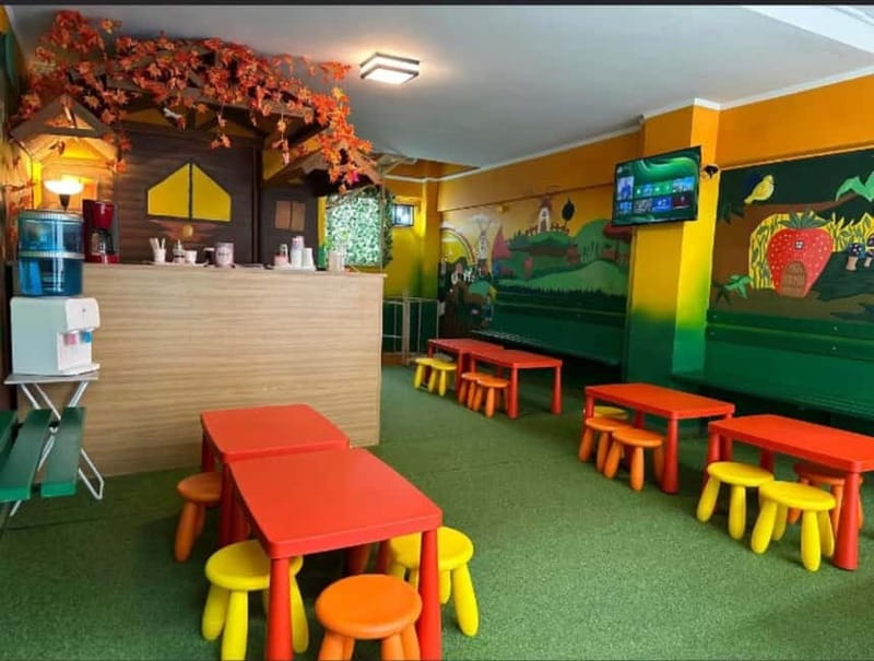 Athens: Escape Room Adventure for Kids with Snacks - Key Points