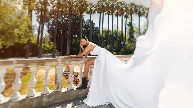 Athens: Flying Dress Photo © Photoshoot "Express package" - What’s Included and What’s Not