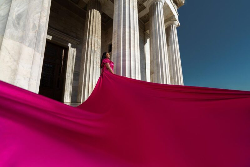 Athens: Flying Dress © Photoshoot Express Package - Photoshoot Details