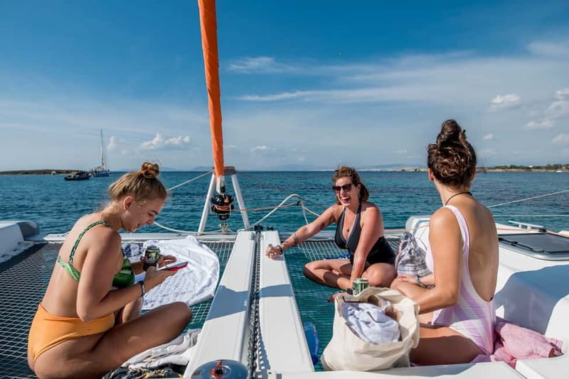 Athens: Half-Day Morning Catamaran Cruise with Meal & Drinks - Who Should Consider This Tour?