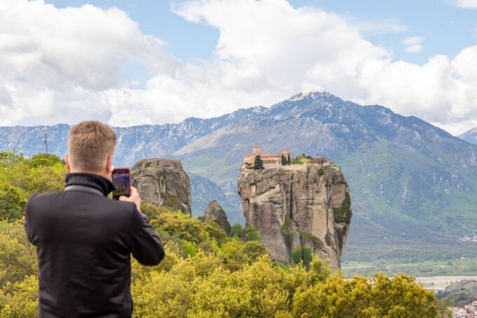 Athens: Meteora Monasteries & Caves Day Trip & Lunch Option - Monasteries of Meteora