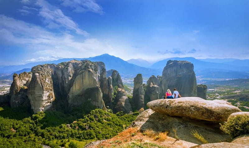 Athens: Meteora Monasteries Tour with Local Guide and Lunch - A Deep Dive into the Tour Experience