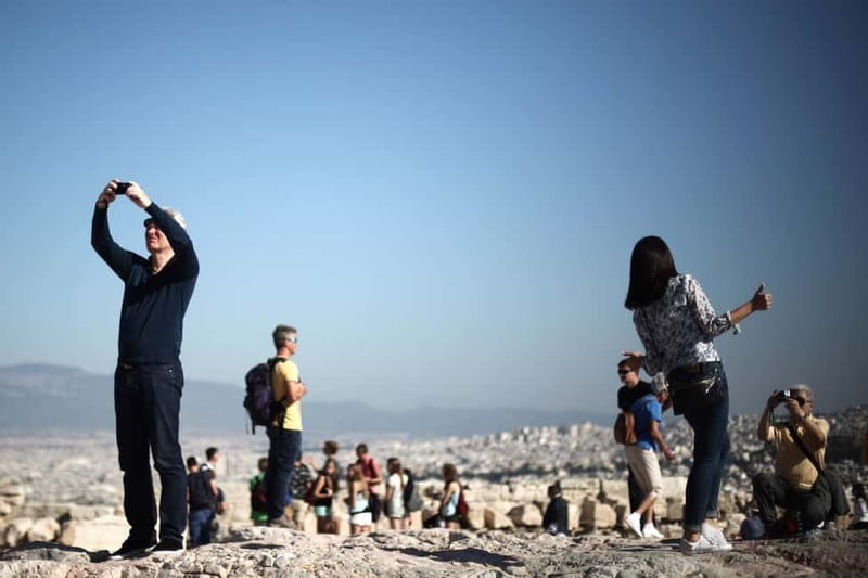 Athens: Private Photo Tour with a Professional Photographer - Key Points