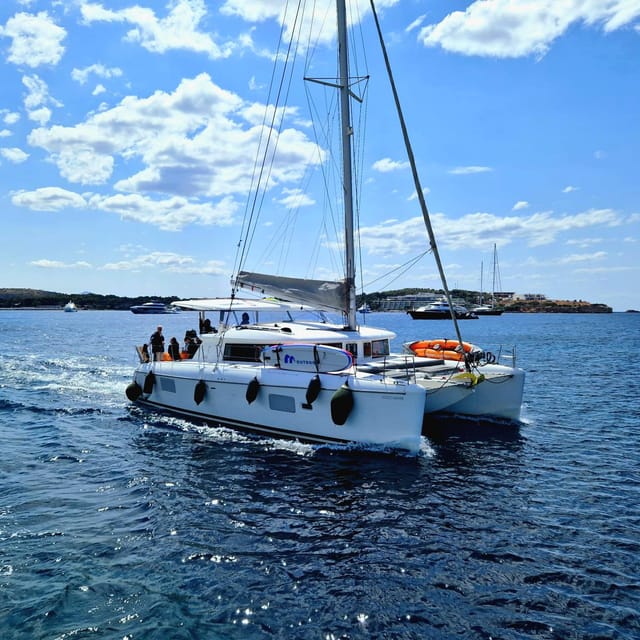 Athens: Riviera Catamaran Tour with Fresh Meal and Drinks - Key Points