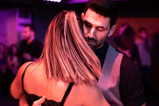 Athens Salsa Lovers dancing experience - What to Expect from the Athens Salsa Lovers Dancing Experience