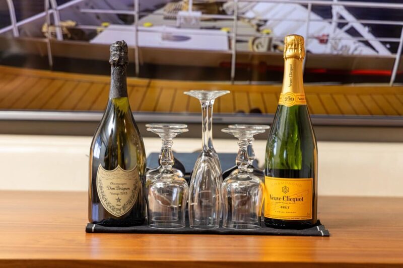 Athens: Saronic Islands Cruise with VIP Area Seating & Lunch - Who Should Consider This Cruise?