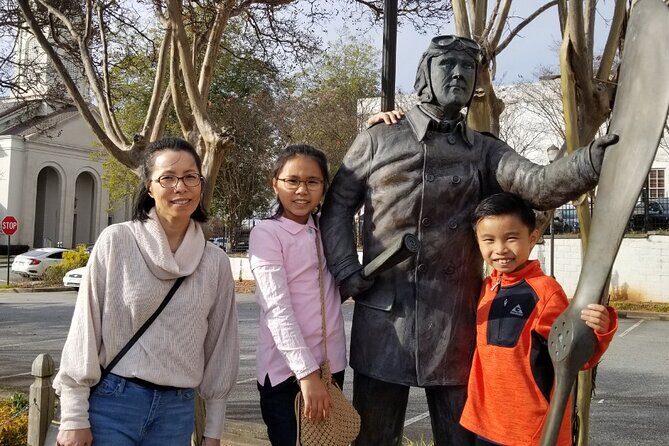 Athens Scavenger Hunt Interactive Walking Activity - Who Should Consider This Experience?