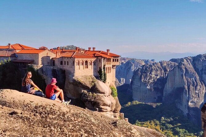 Athens to Meteora Panoramic Day Tour w/ your own Train Ticket English or Spanish - FAQ