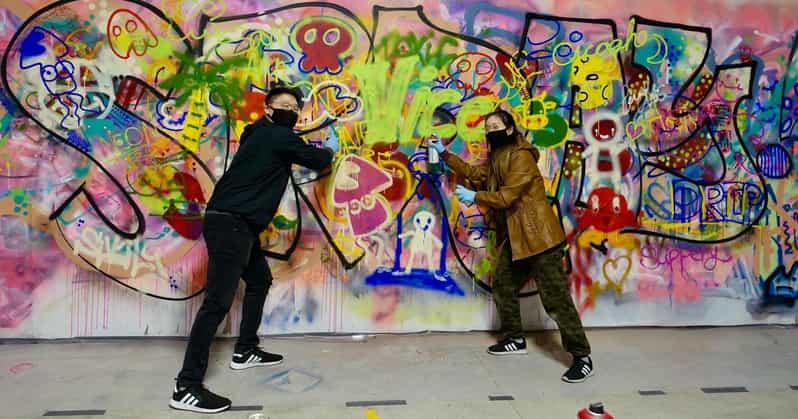 Atlanta: BYOB Spray Paint and Sip - Workshop Overview