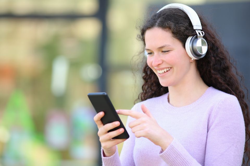 Atlanta: Self-Guided Audio Walking Tour - Visiting Top Attractions