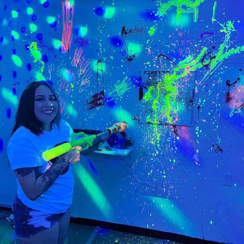 Atlanta: Splatter Paint Room Experience - Key Points