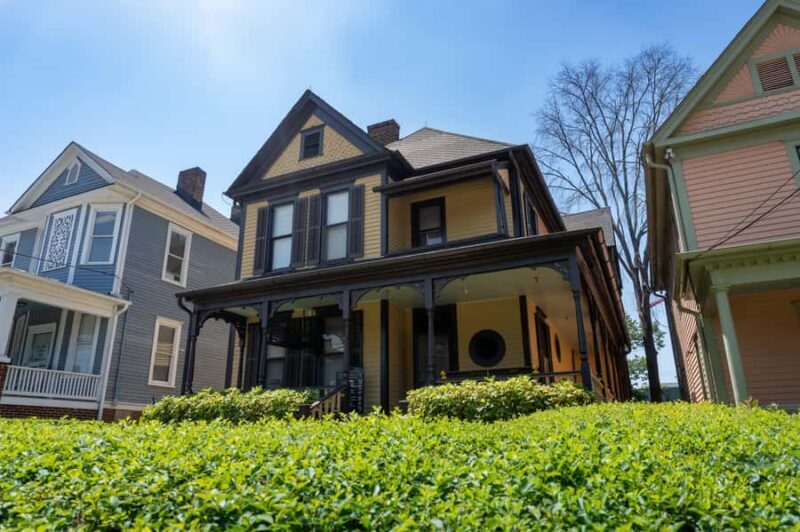 Atlanta: Walking in the Footsteps of MLK Jr. - Stories and Insights from Guides