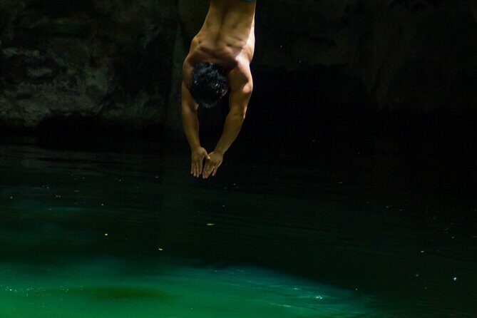 ATV to Jade Cavern, Mud Trails, Snorkel and Lunch with Open Bar - FAQ