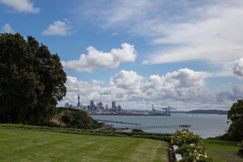 Auckland: City Tour with Wine Tasting and Black Sand Beach - An Authentic Look at Auckland’s Beauty and Charm