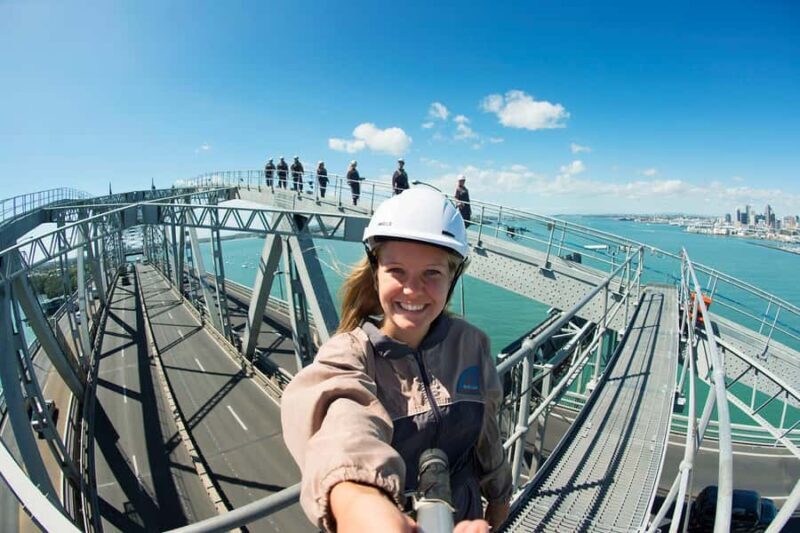 Auckland Harbor Bridge: Bridge Climb - The Value of the Auckland Harbor Bridge Climb