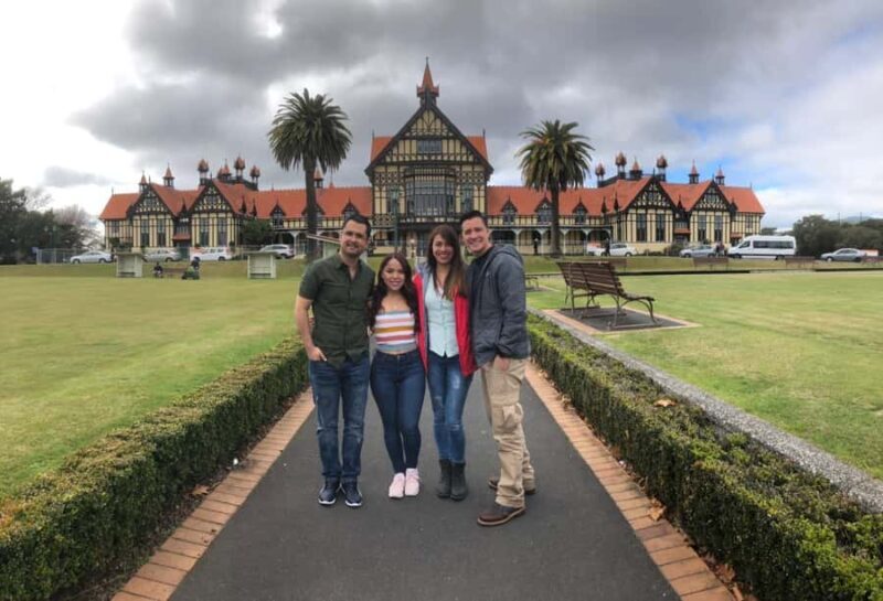 Auckland: Rotorua Highlights Tour with Wai-O-Tapu & Hot Tubs - FAQ