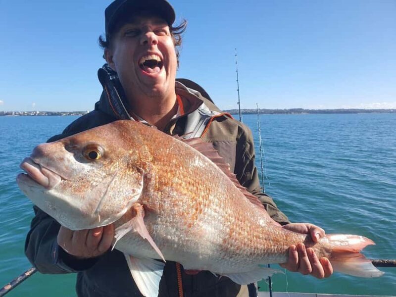Auckland: Twilight Fishing Charter 5pm - 9:30pm - An Authentic Fishing Adventure in Auckland’s Hauraki Gulf
