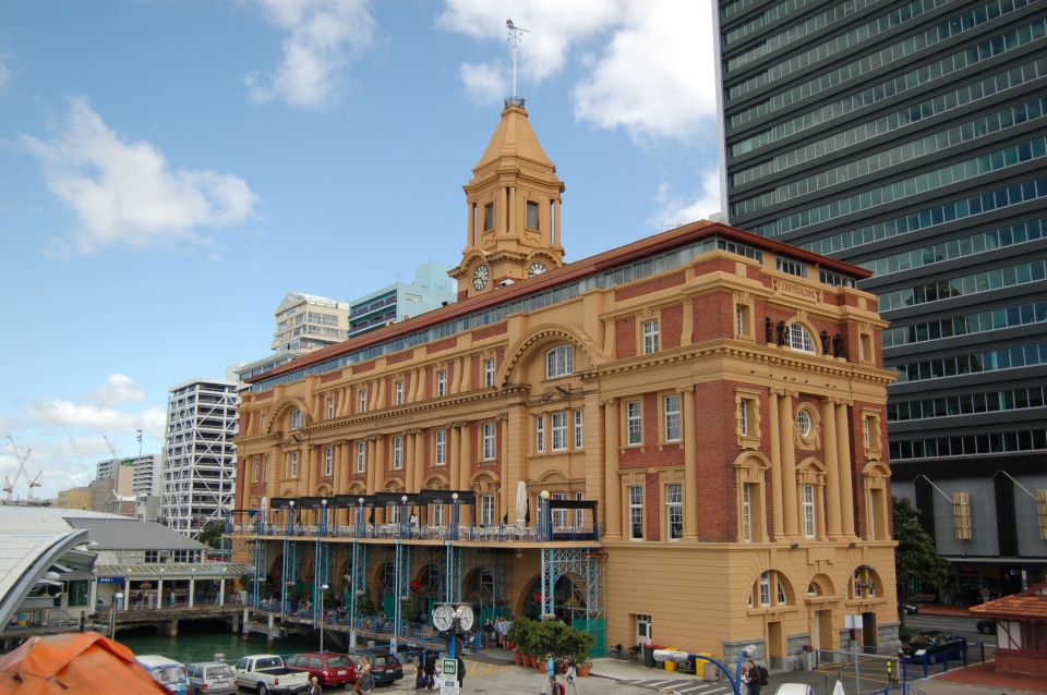 Auckland Welcome Tour: Private Tour With a Local - Booking Information
