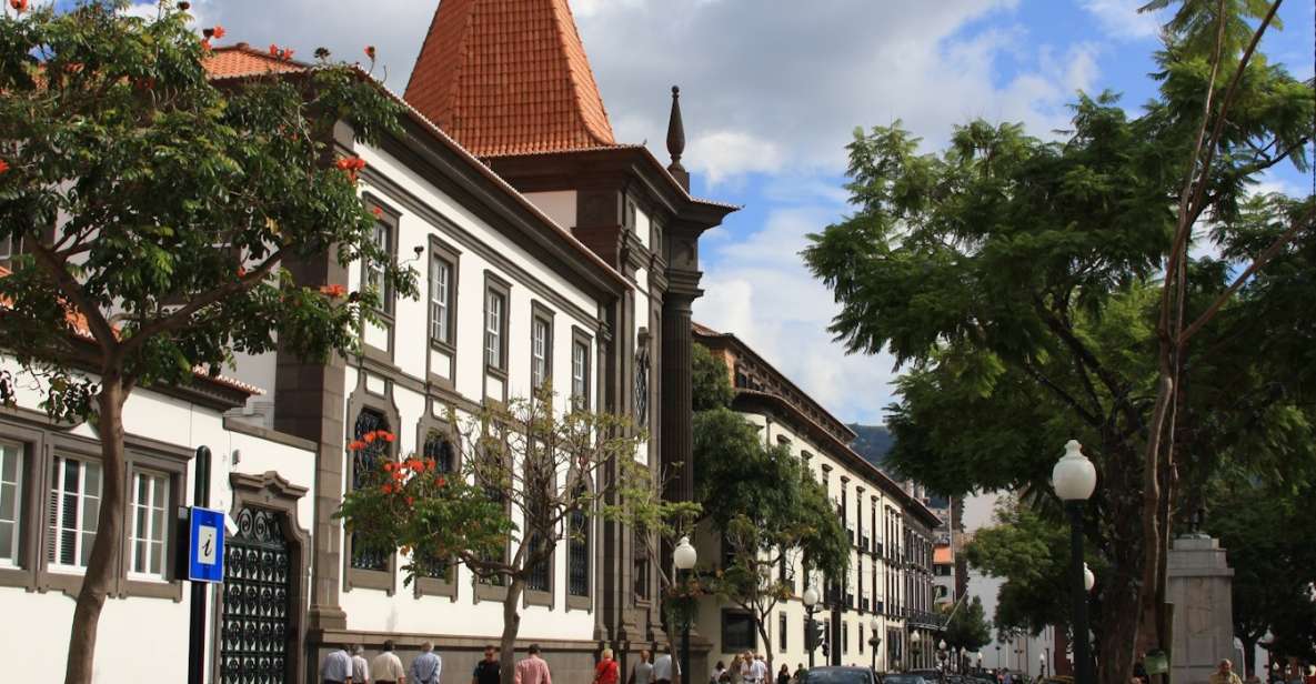 Audio Guide Citywalk Funchal for Cruise Guests - Experience Highlights