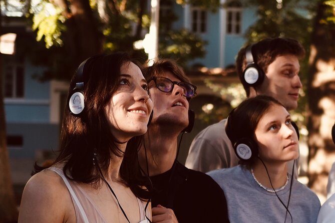 Audio Tour Guided by Live Actors: a Date With Tbilisi, Sololaki - Experience Highlights