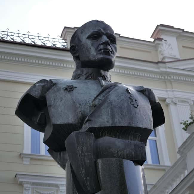 Audio Tour of Vilnius Old Town Core and the South Part 2in1 - Practical Tips for a Great Experience